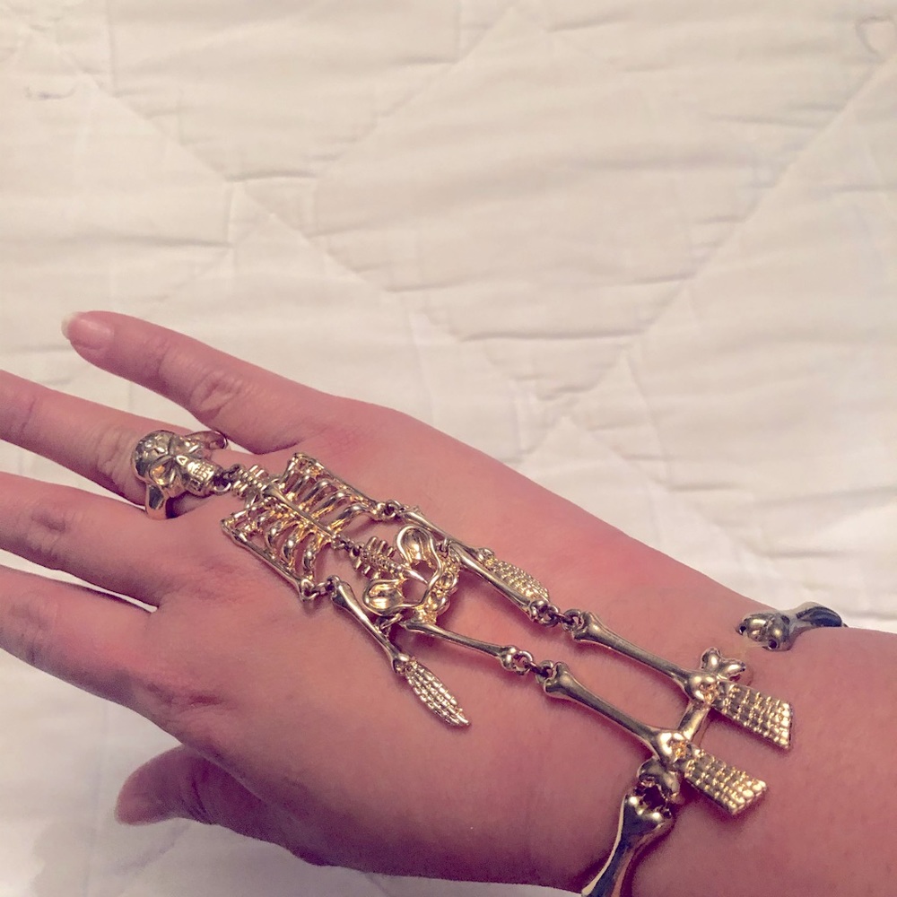 Also Fashion Jewelry with Skeleton detail